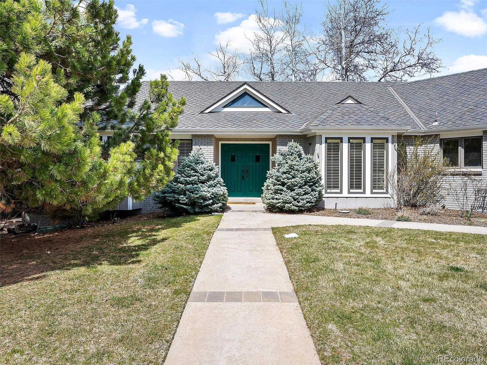 5335 Nassau Circle E