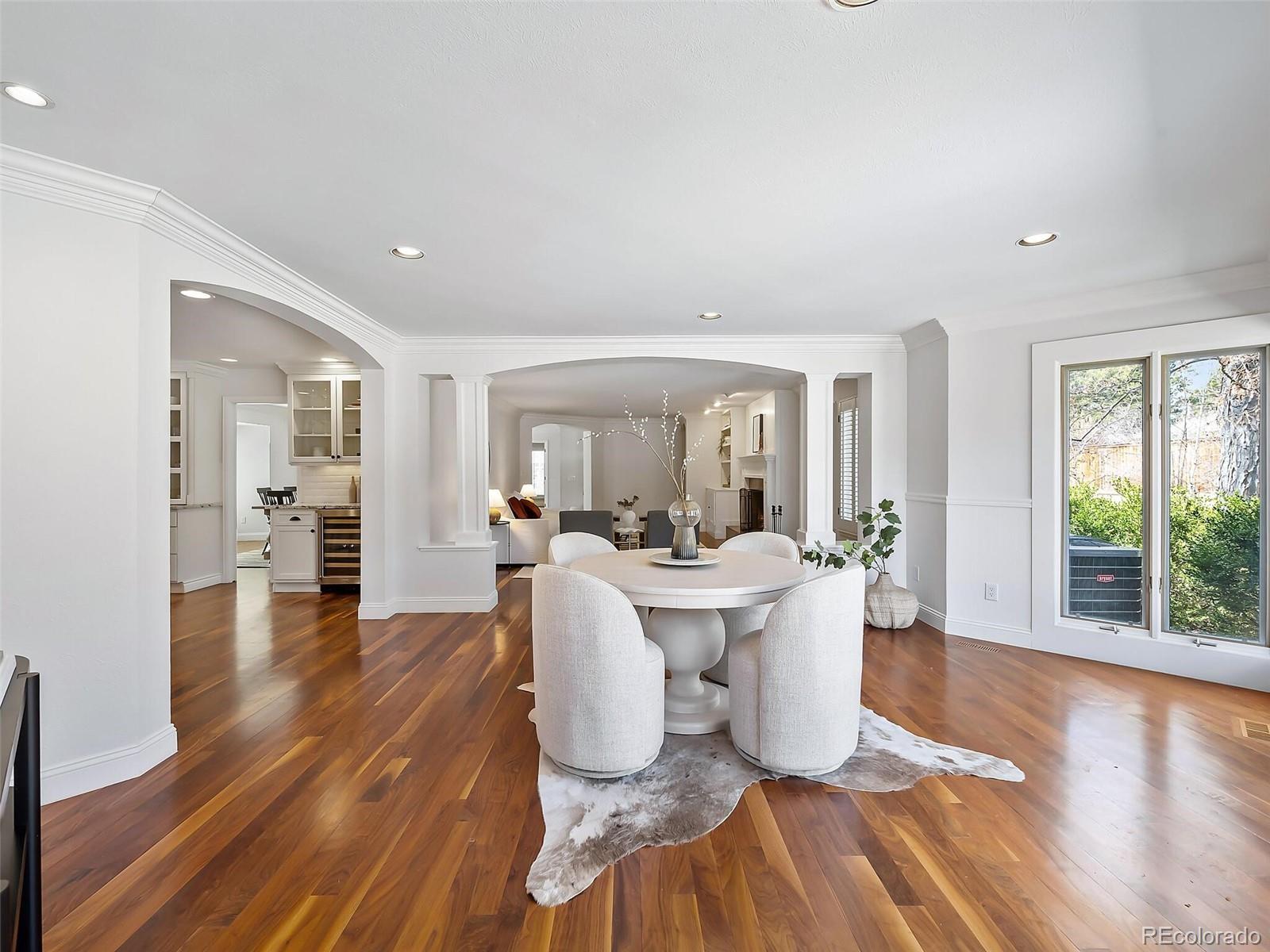 5335 Nassau Circle E