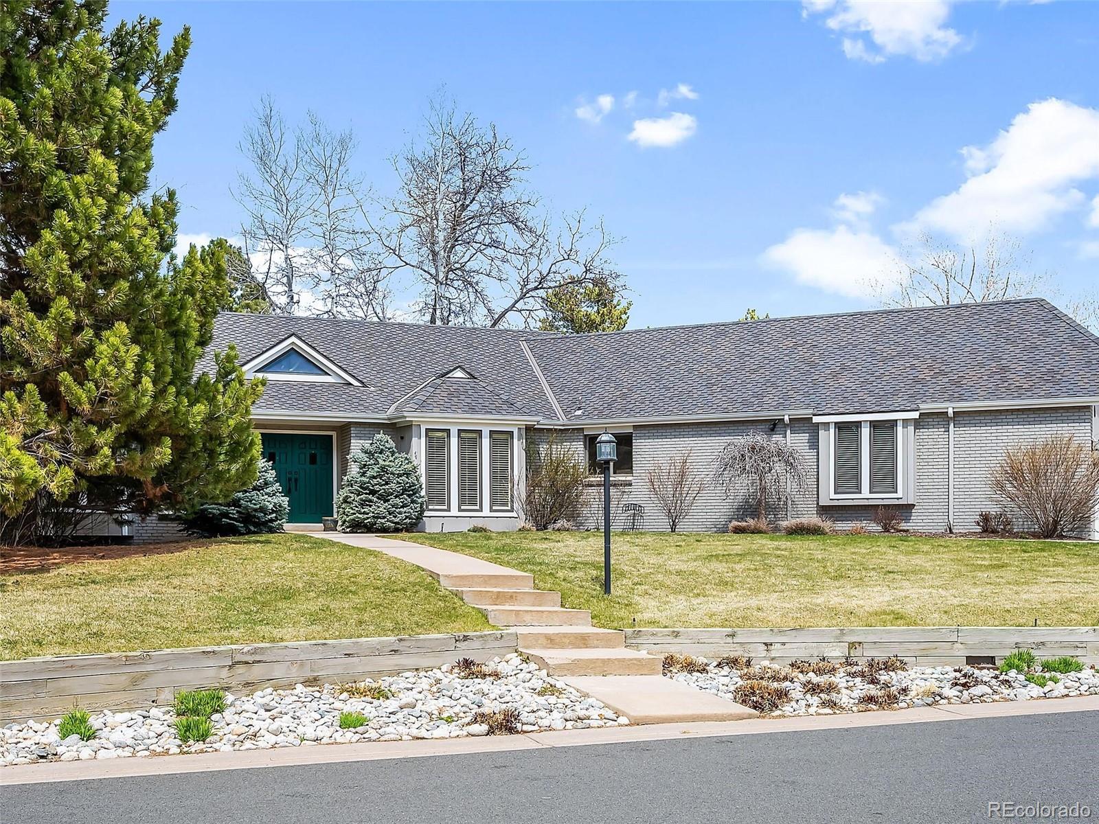 5335 Nassau Circle E