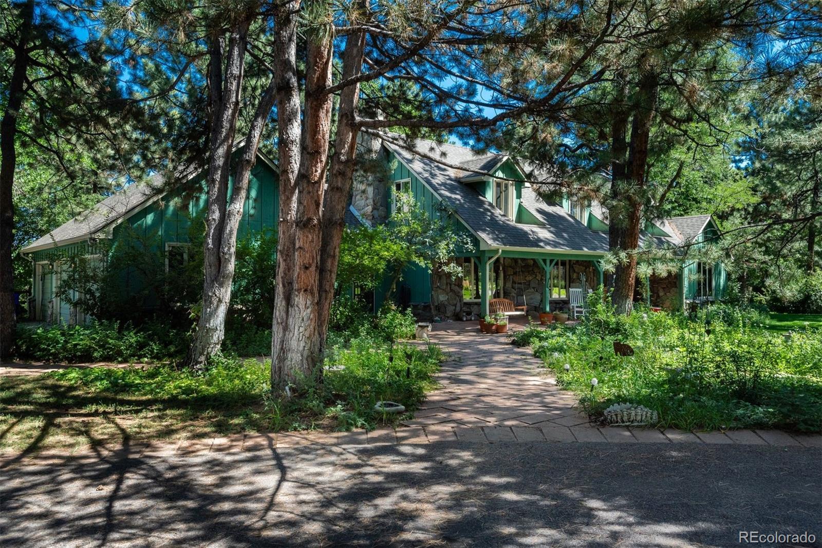 3 E Belleview Drive