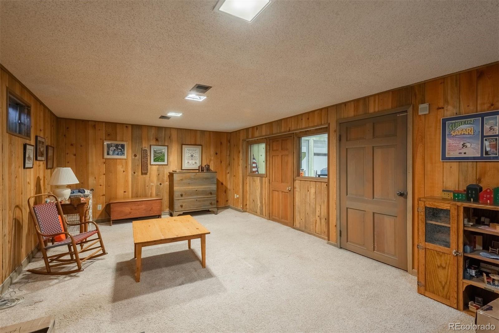 3 E Belleview Drive