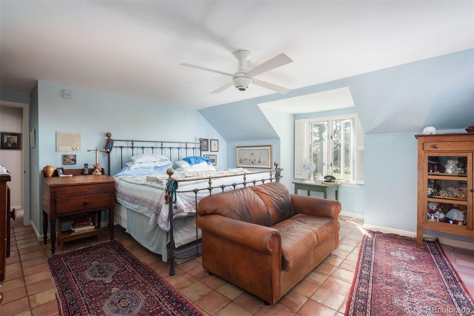 3 E Belleview Drive