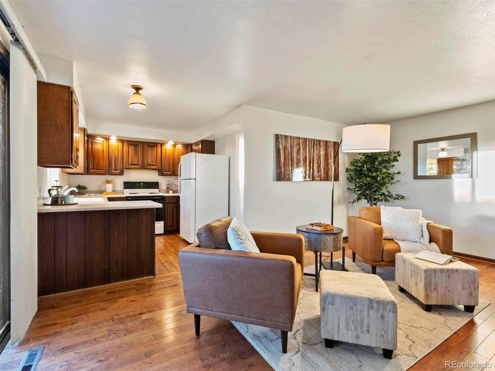 10211 Zenobia Circle