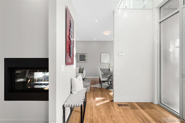 33 S Ogden Street