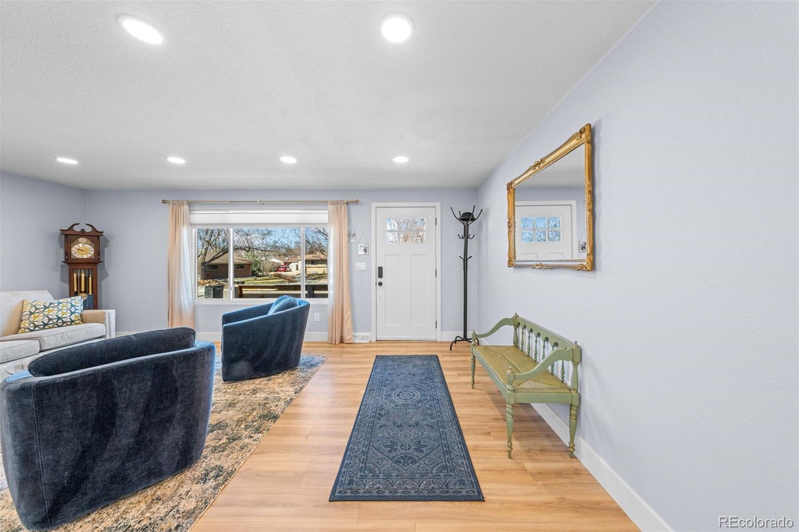 9922 W 66th Place