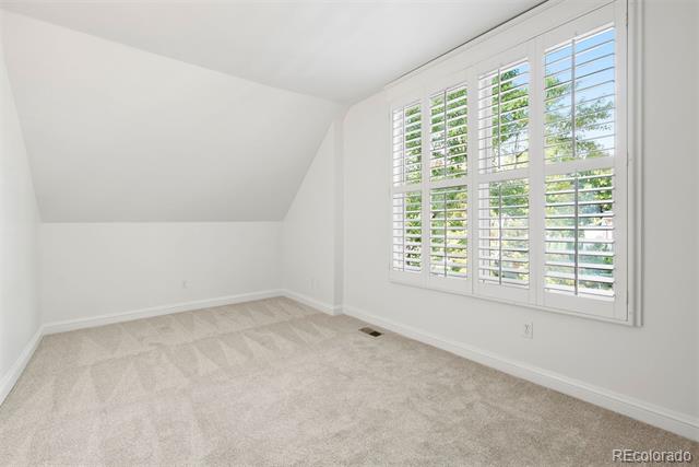 574 N High Street