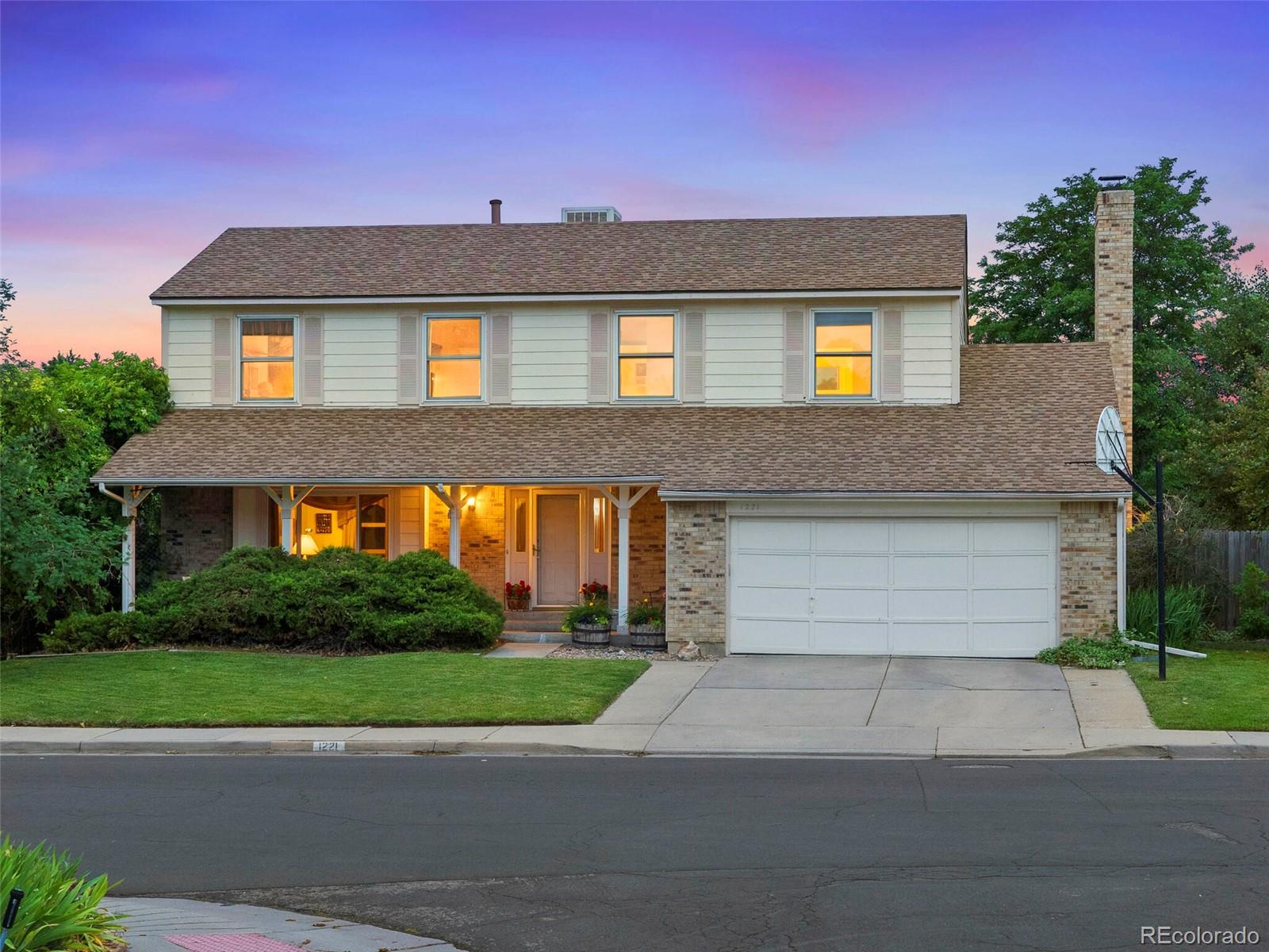 1221 Poplar Way