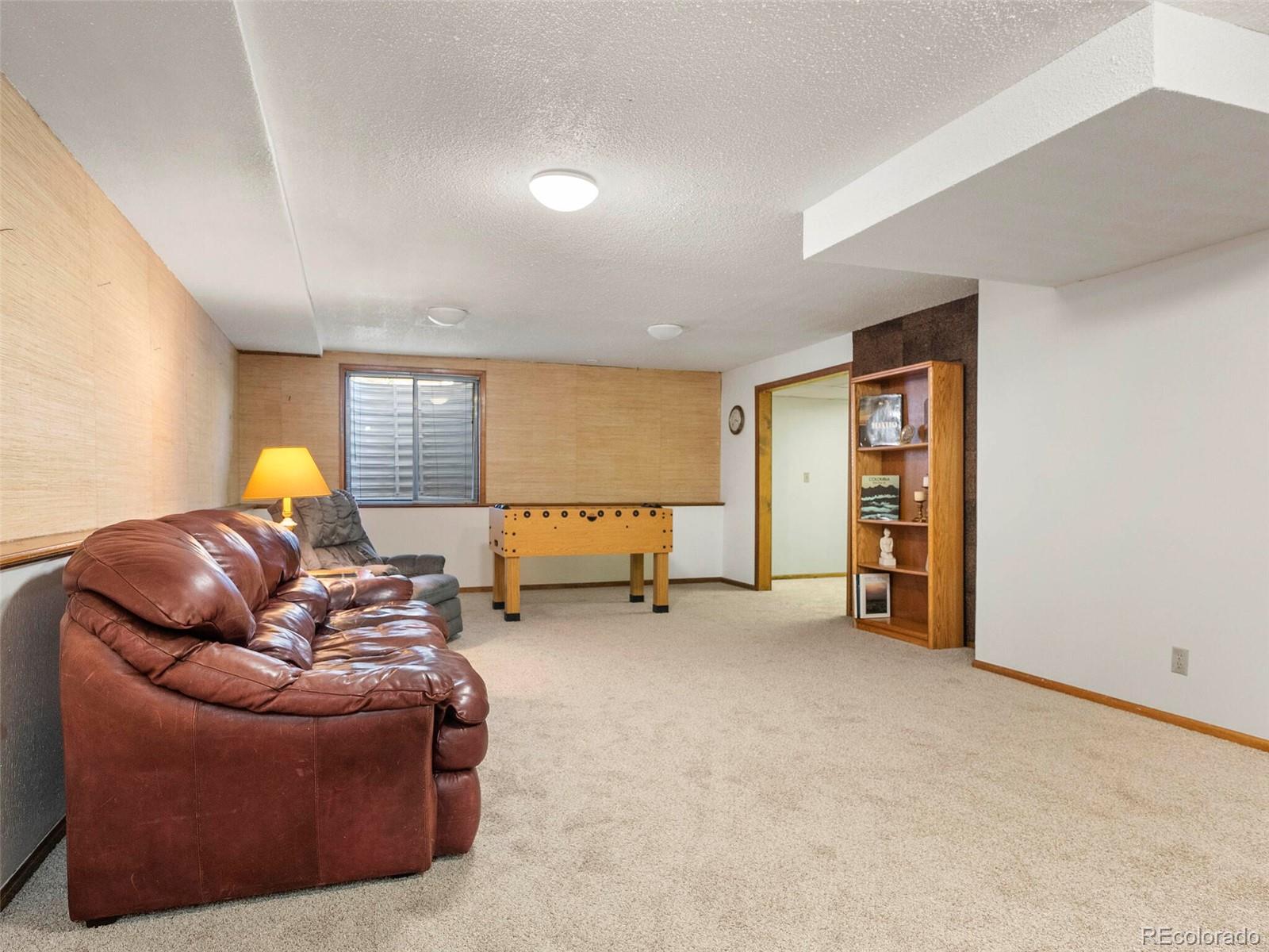 1221 Poplar Way