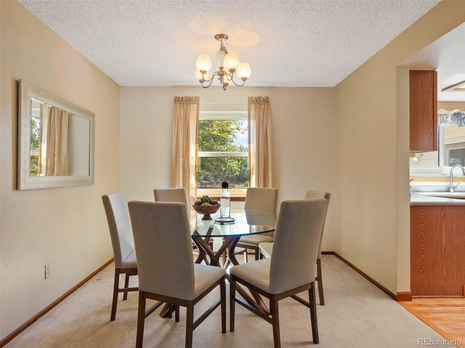 1221 Poplar Way