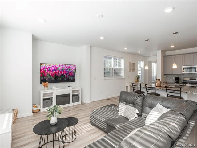 17370 E 95th Place