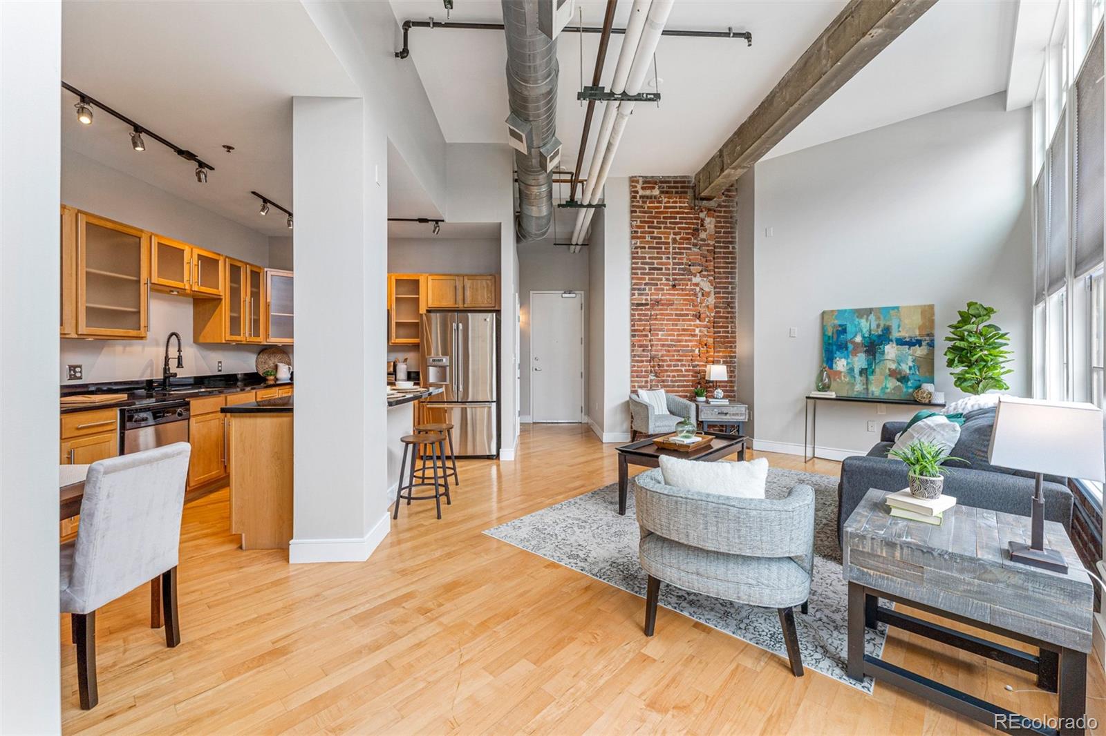 2441 Broadway N Unit: 110