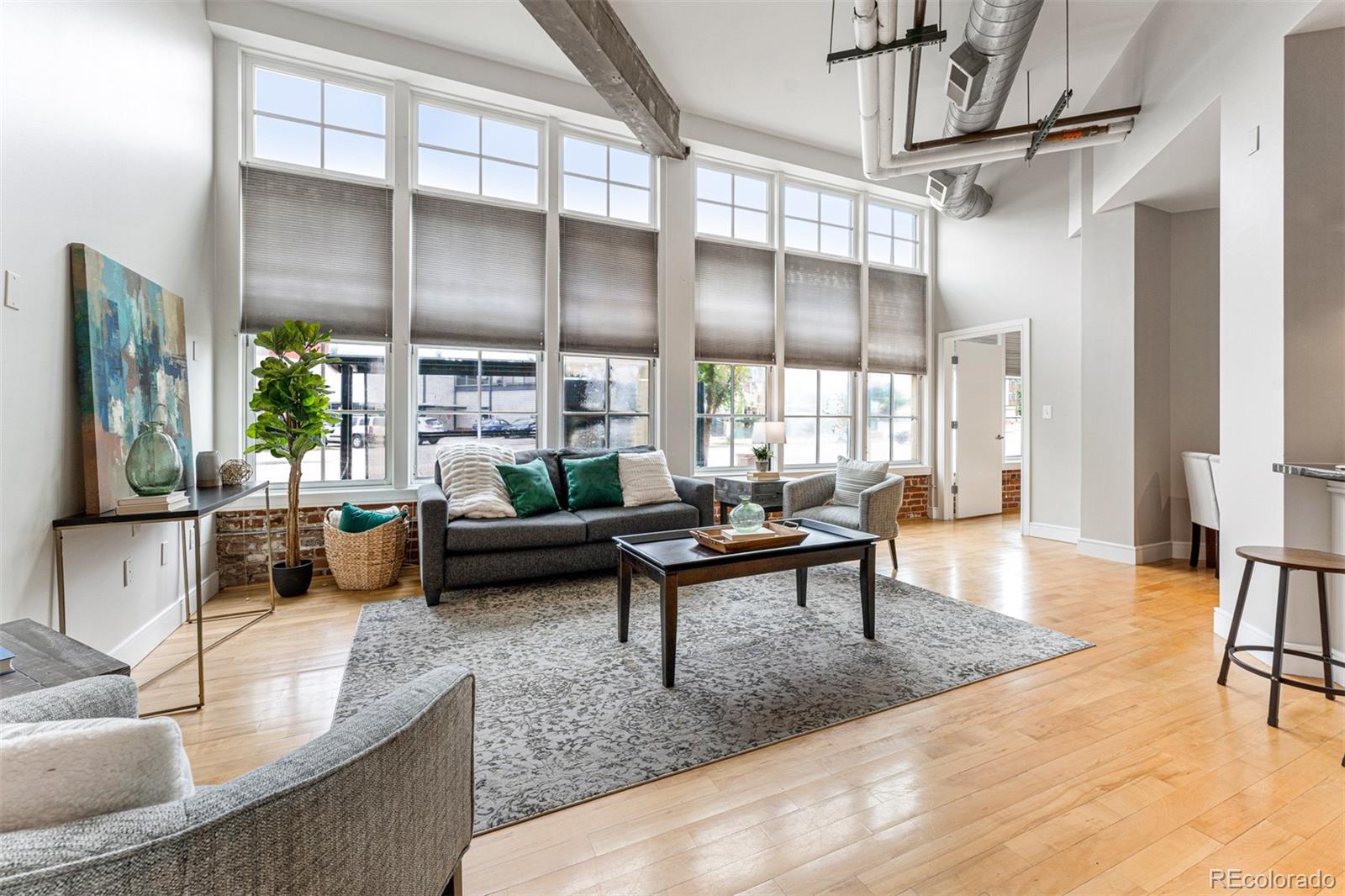 2441 Broadway N Unit: 110