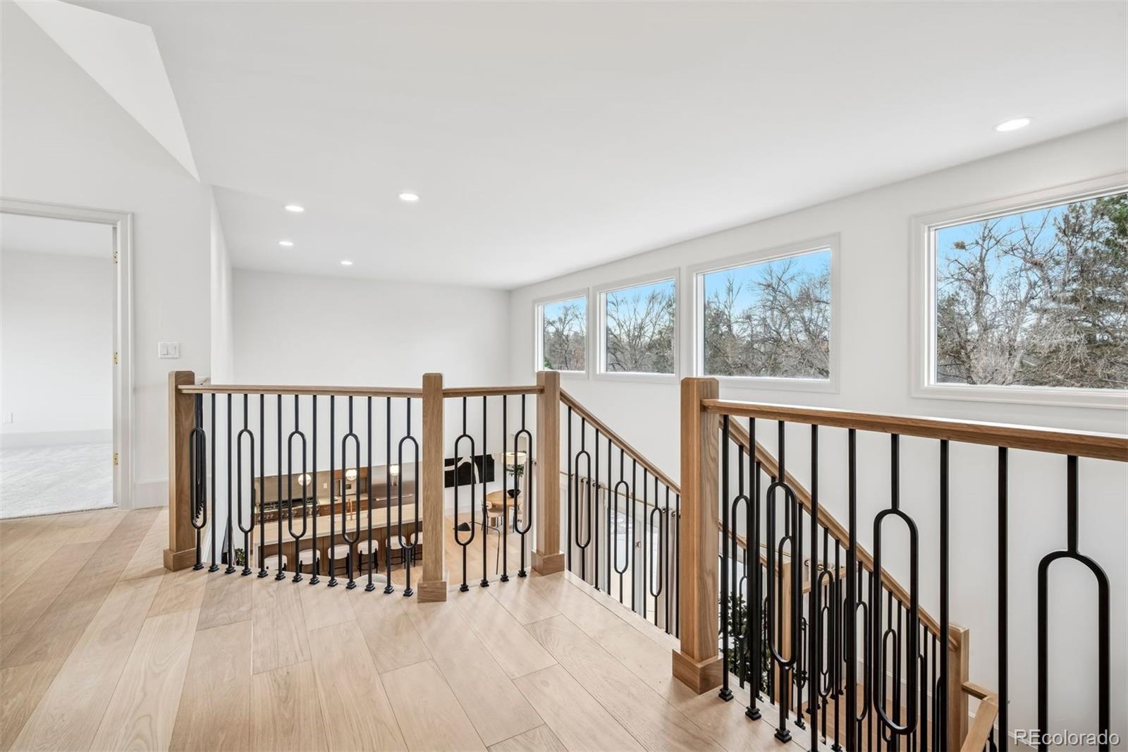 400 S Steele Street Unit: 63