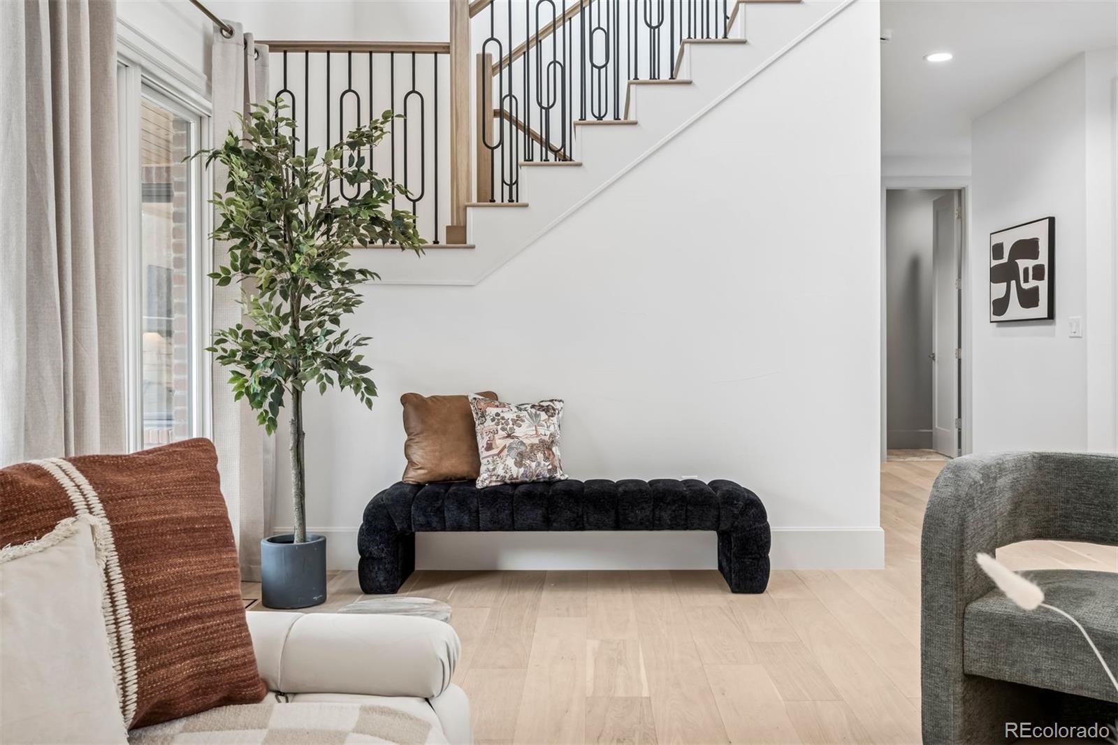 400 S Steele Street Unit: 63