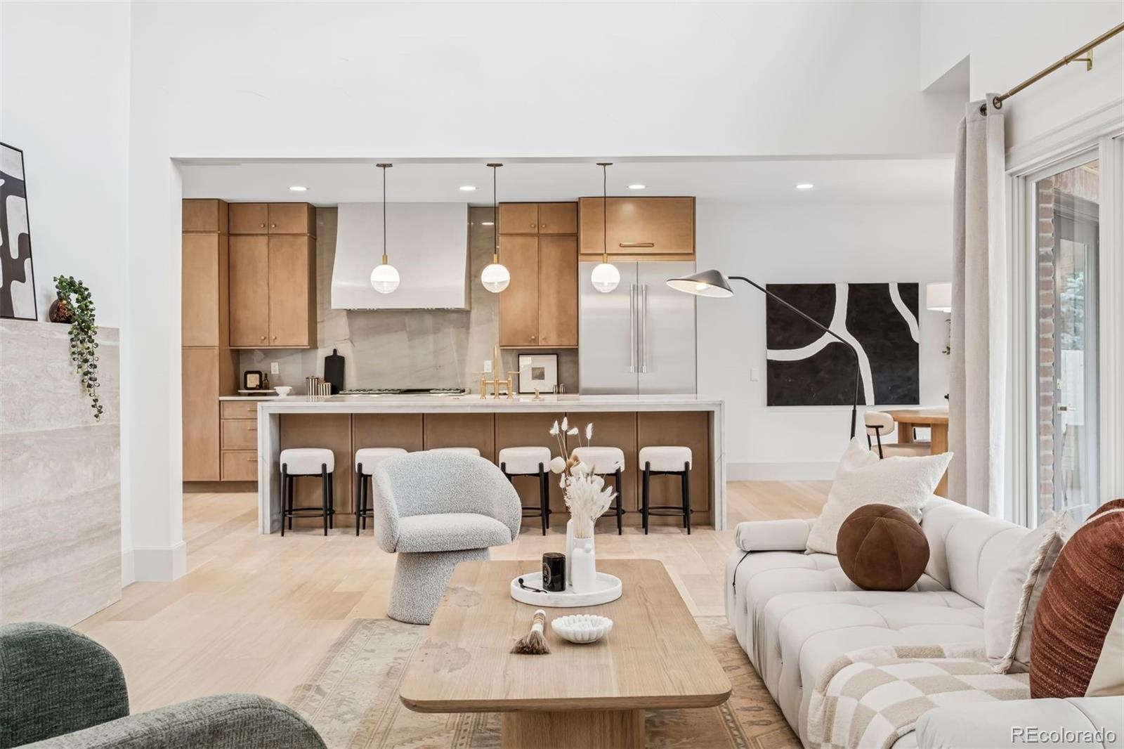 400 S Steele Street Unit: 63