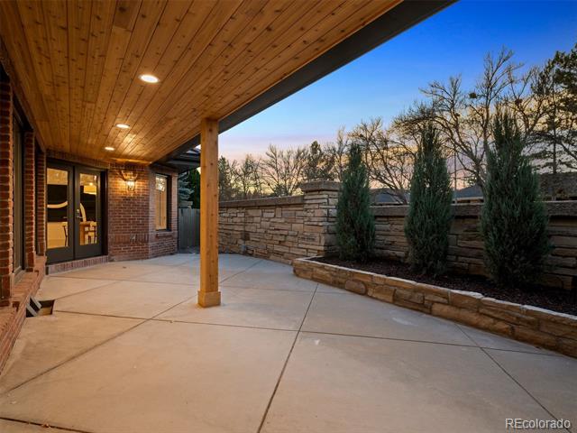 400 S Steele Street Unit: 63