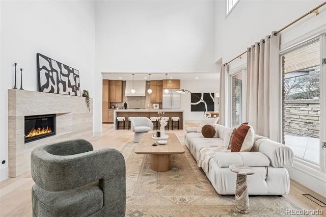 400 S Steele Street Unit: 63
