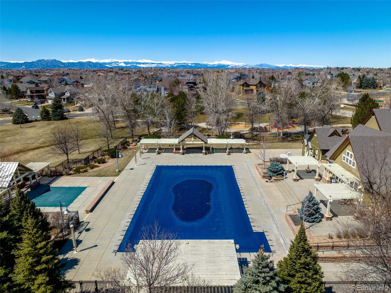 2550 Winding River Drive Unit: F4