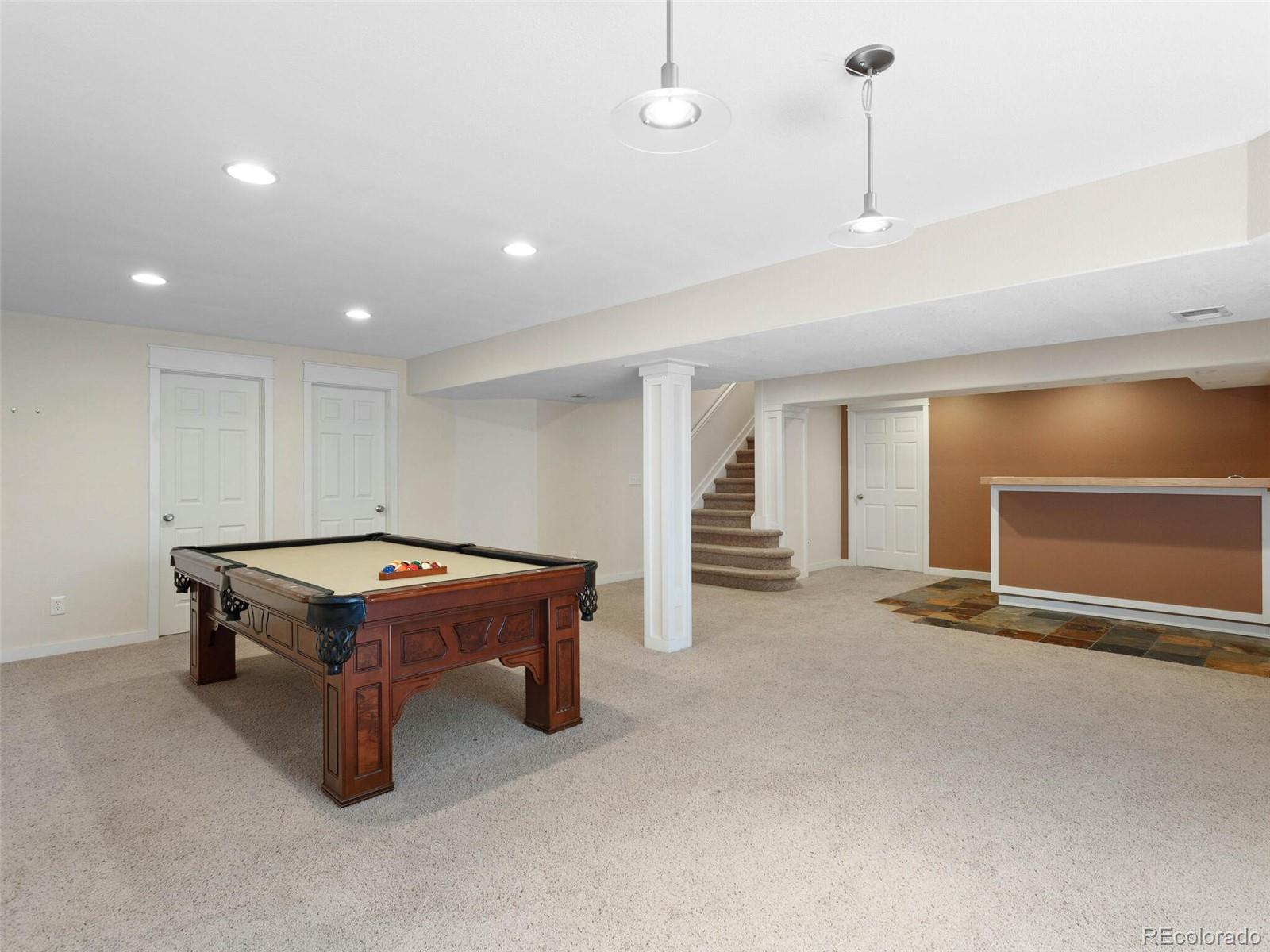 2550 Winding River Drive Unit: F4
