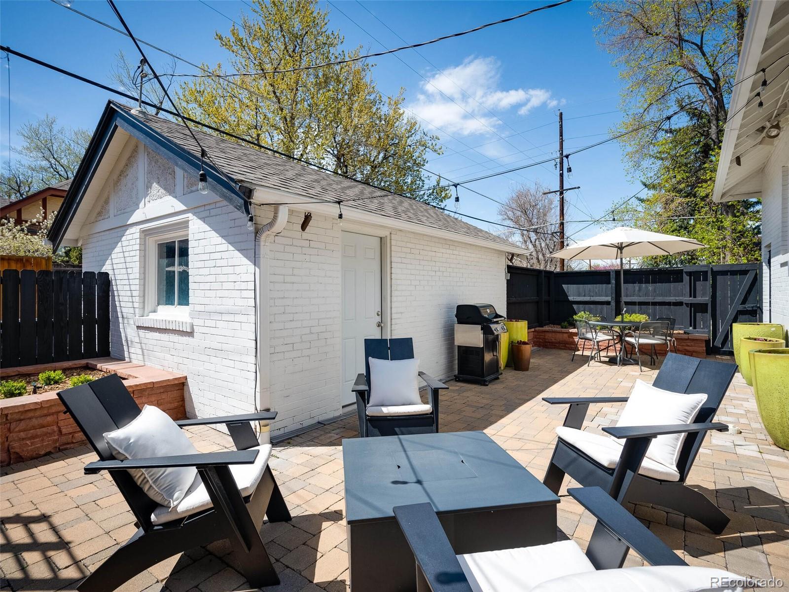 867 Adams Street