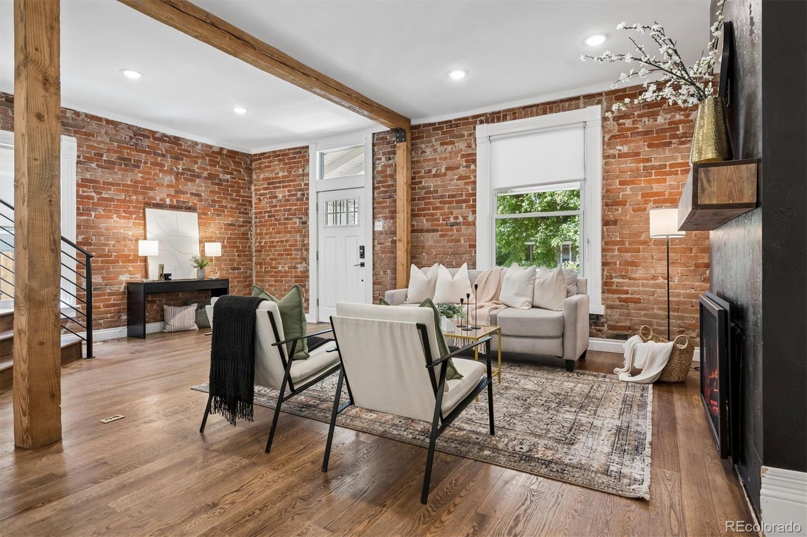 1004 S Pennsylvania Street