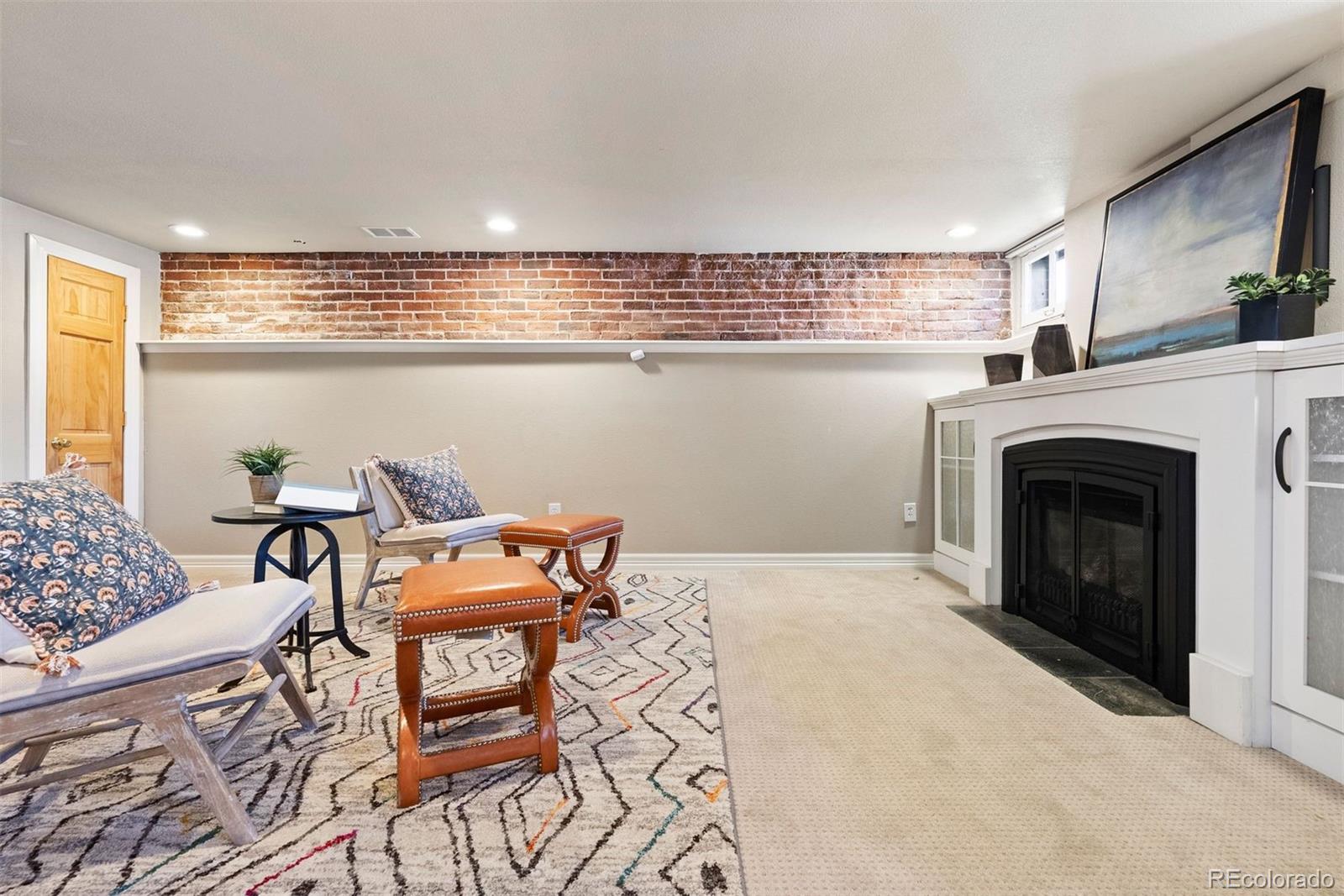 2088 Kearney Street