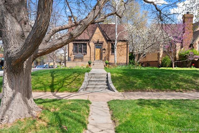 2088 Kearney Street