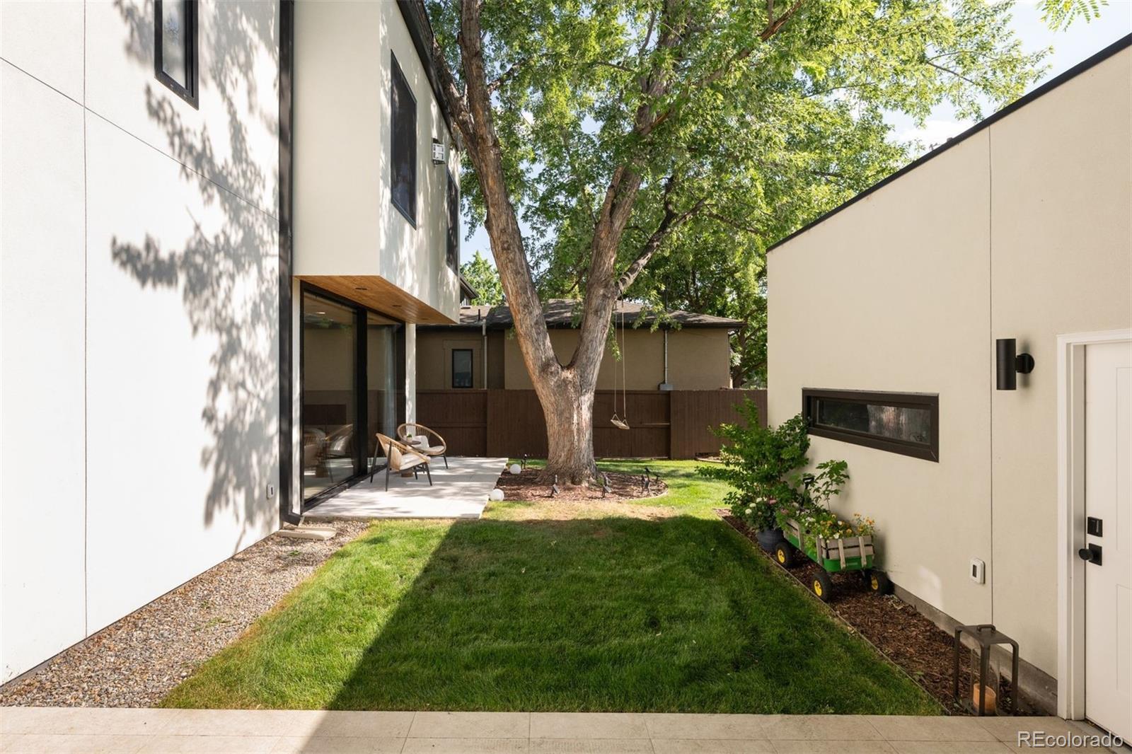 1375 S Elizabeth Street Unit: L