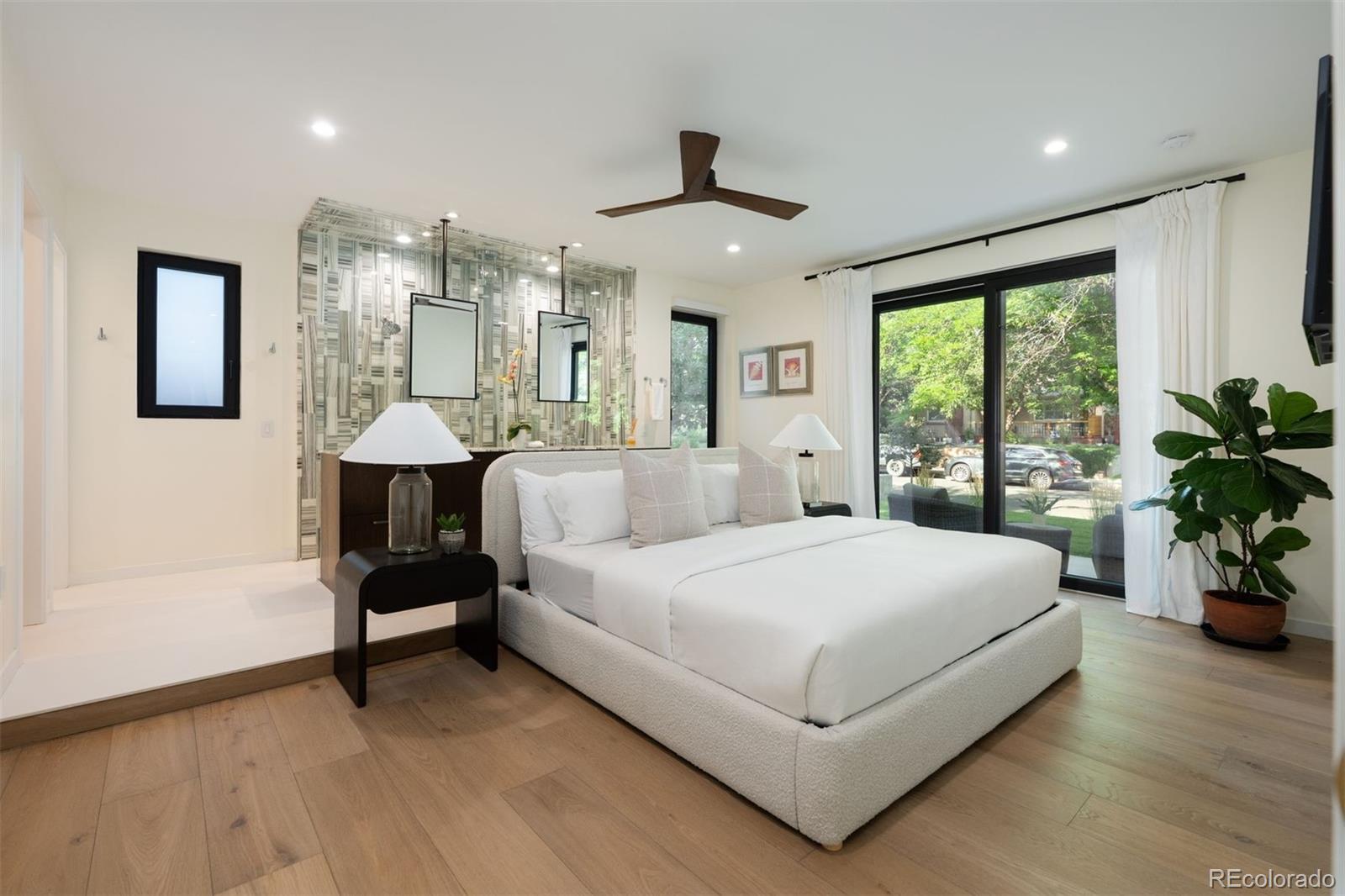 1375 S Elizabeth Street Unit: L