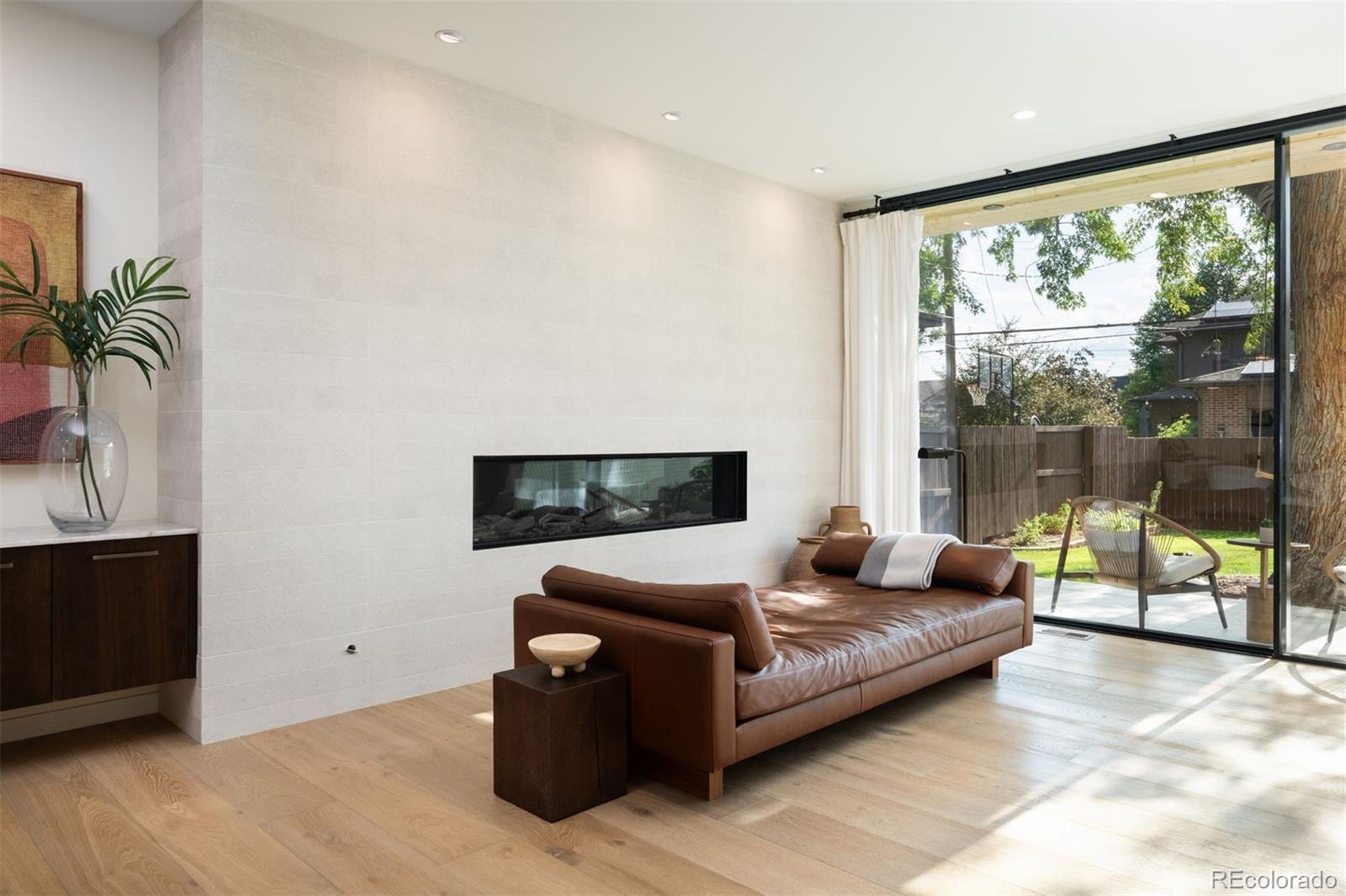 1375 S Elizabeth Street Unit: L