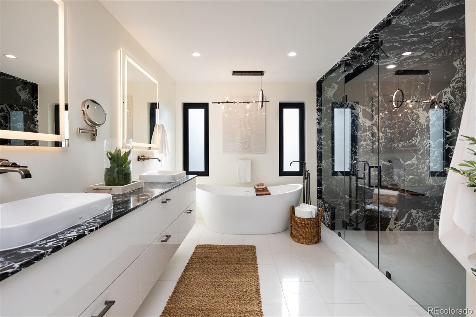 1375 S Elizabeth Street Unit: L