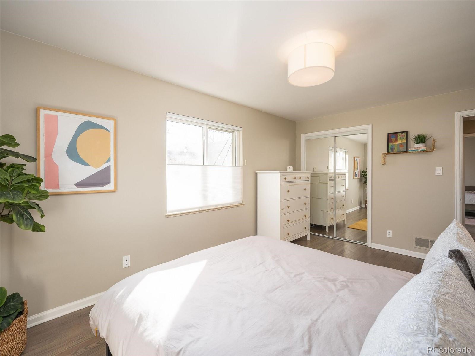 1542 Elm Street Unit: 3