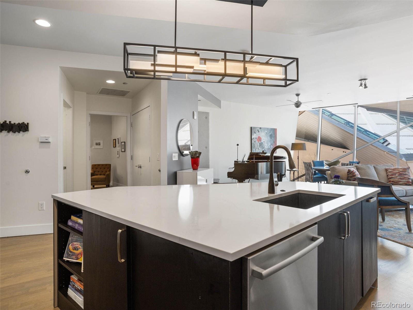 1200 Acoma Street Unit: 302