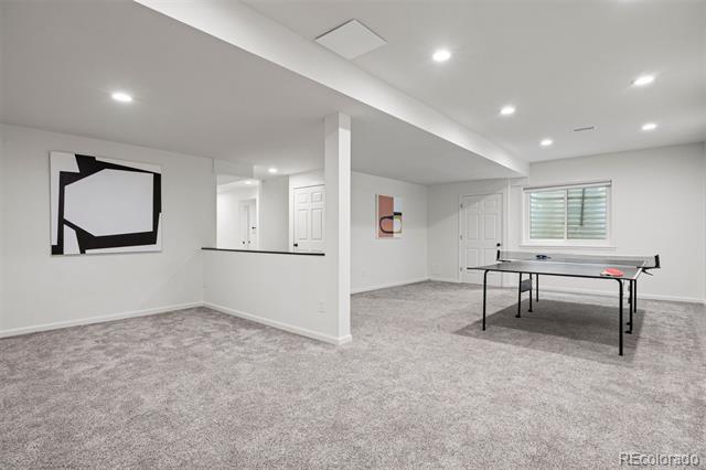 7602 E 8th Place