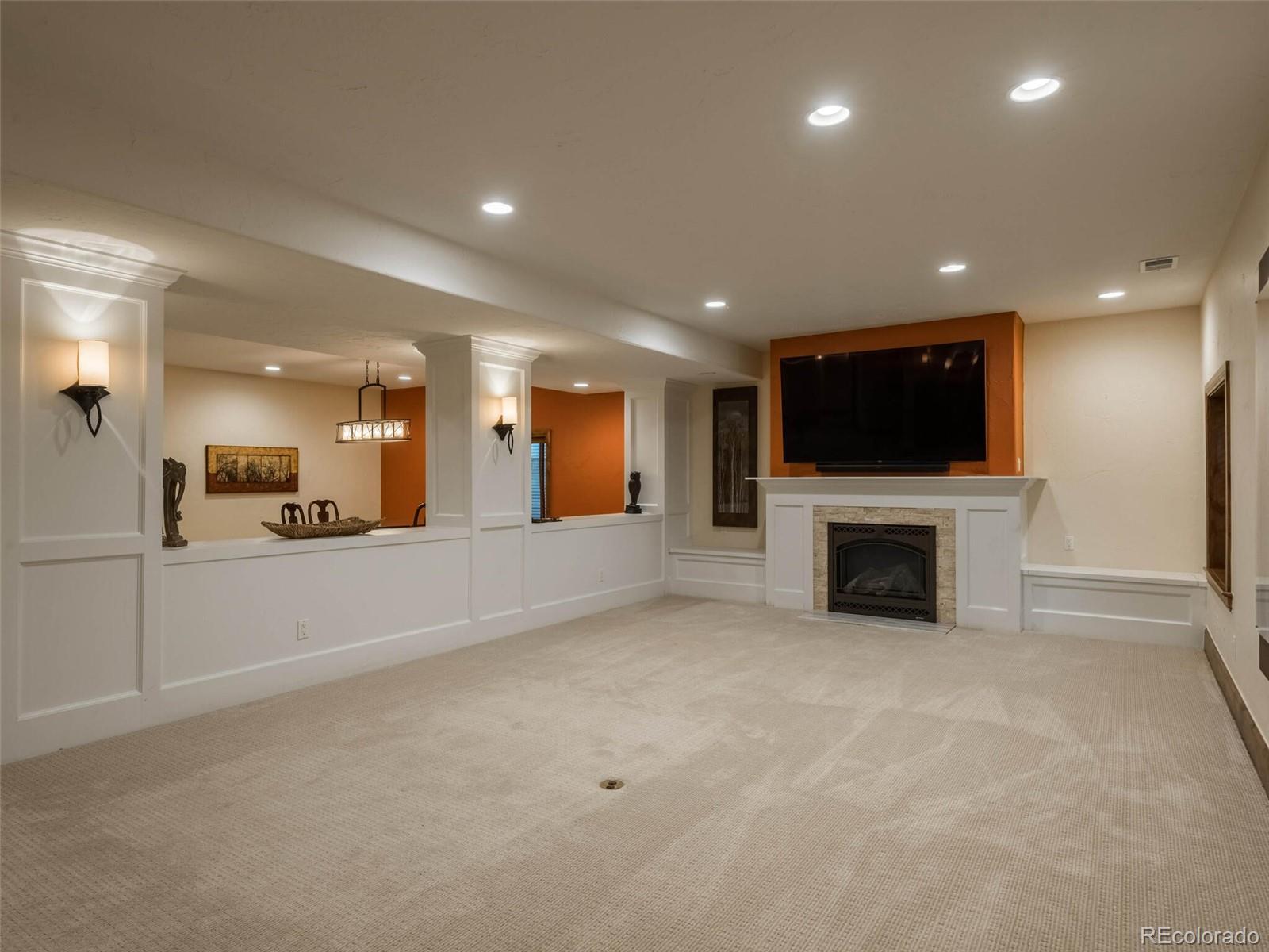 7 Foxtail Circle