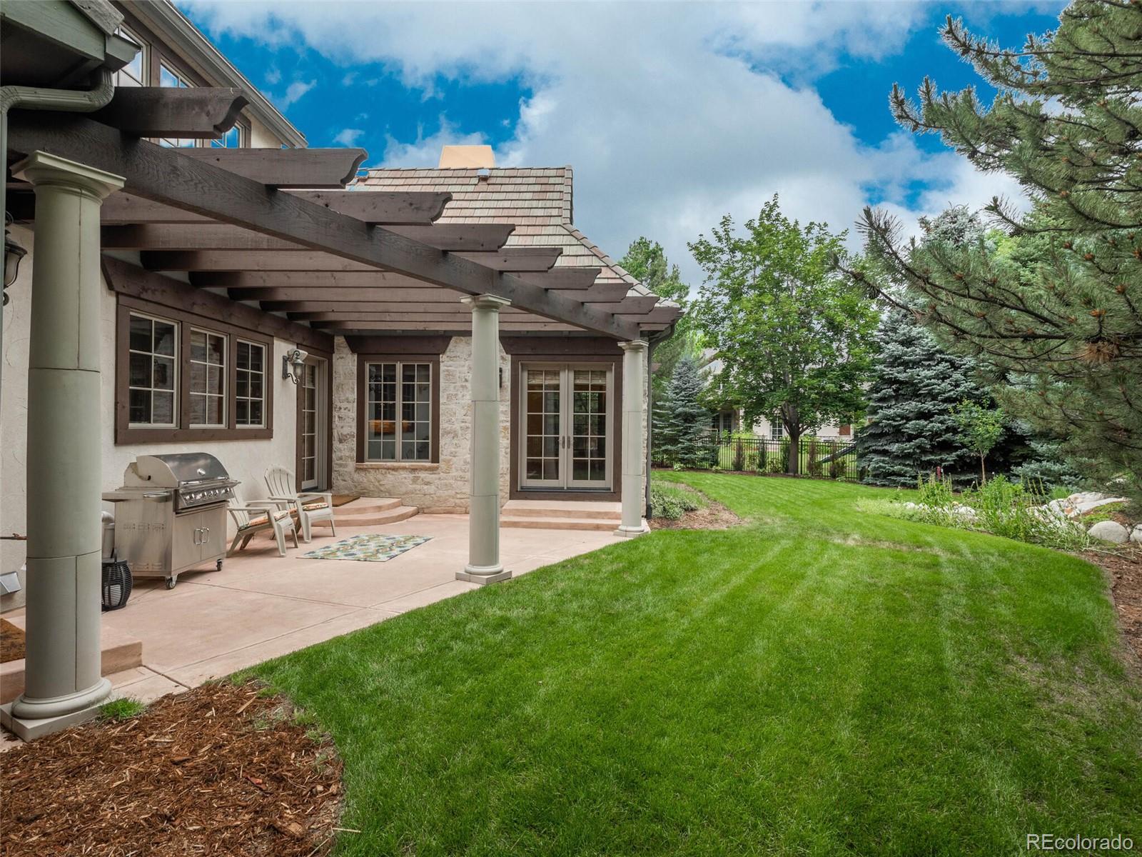 7 Foxtail Circle