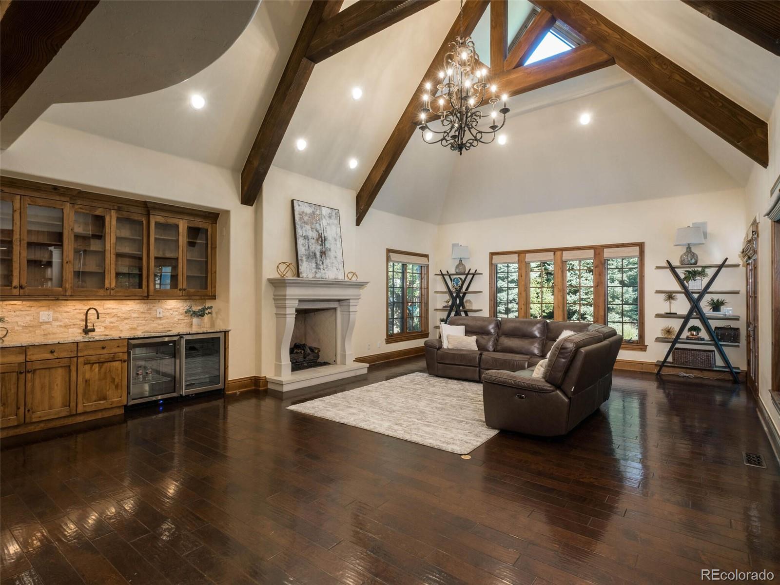 7 Foxtail Circle