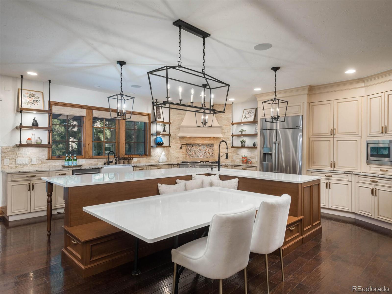 7 Foxtail Circle