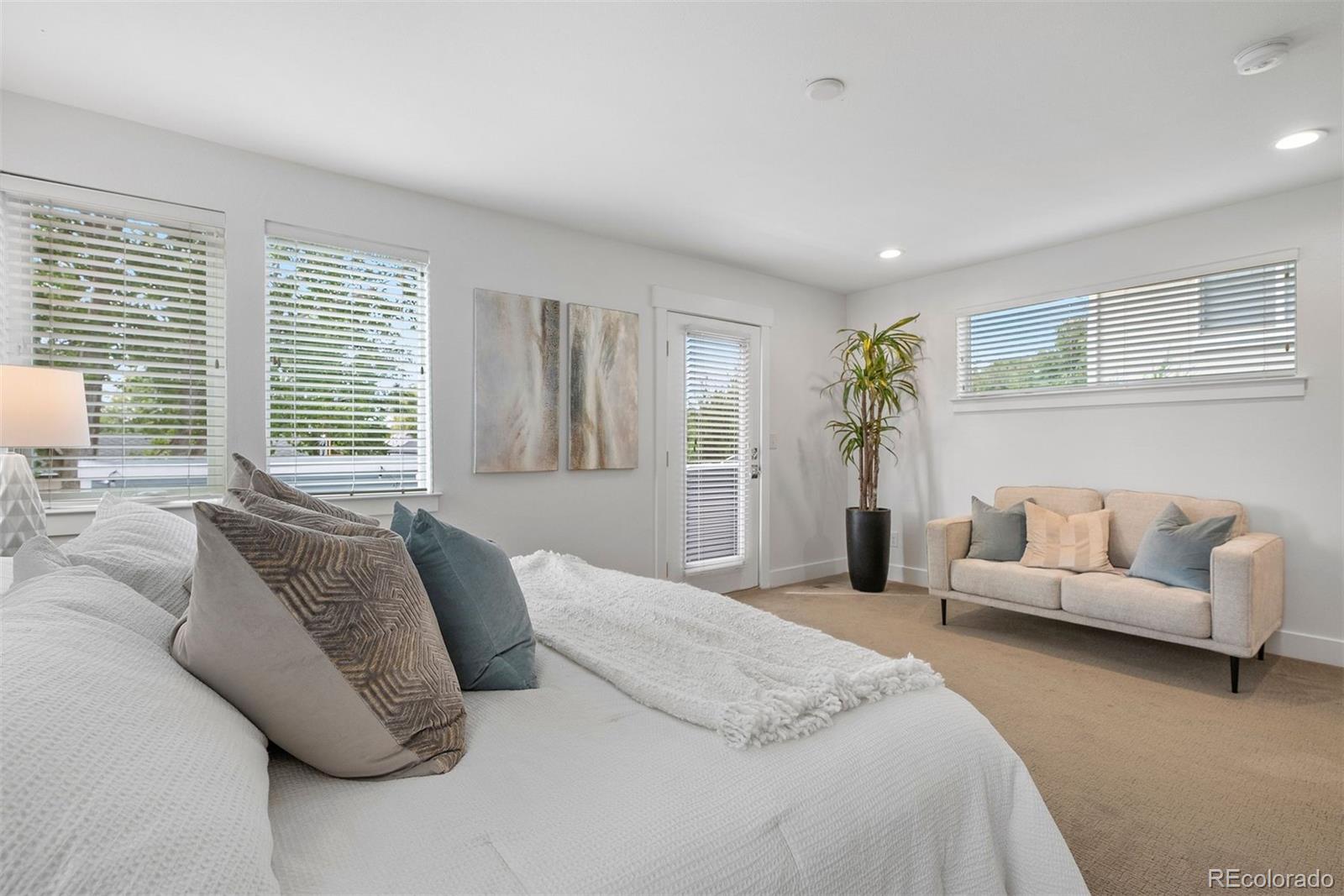 3320 W 26th Avenue