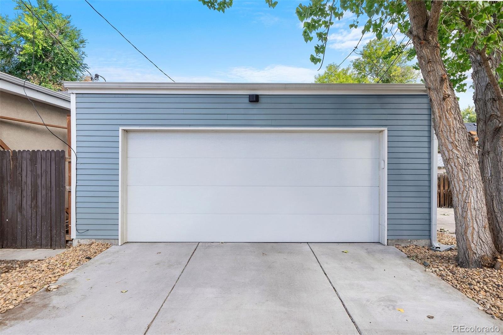 3320 W 26th Avenue
