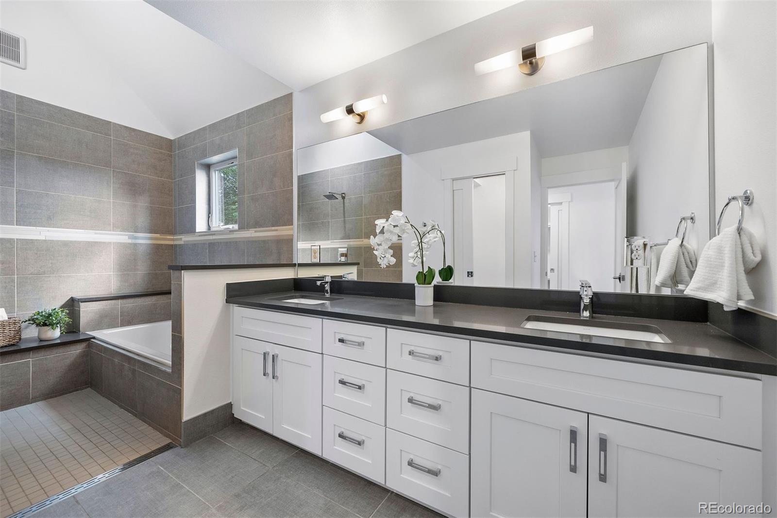 3320 W 26th Avenue