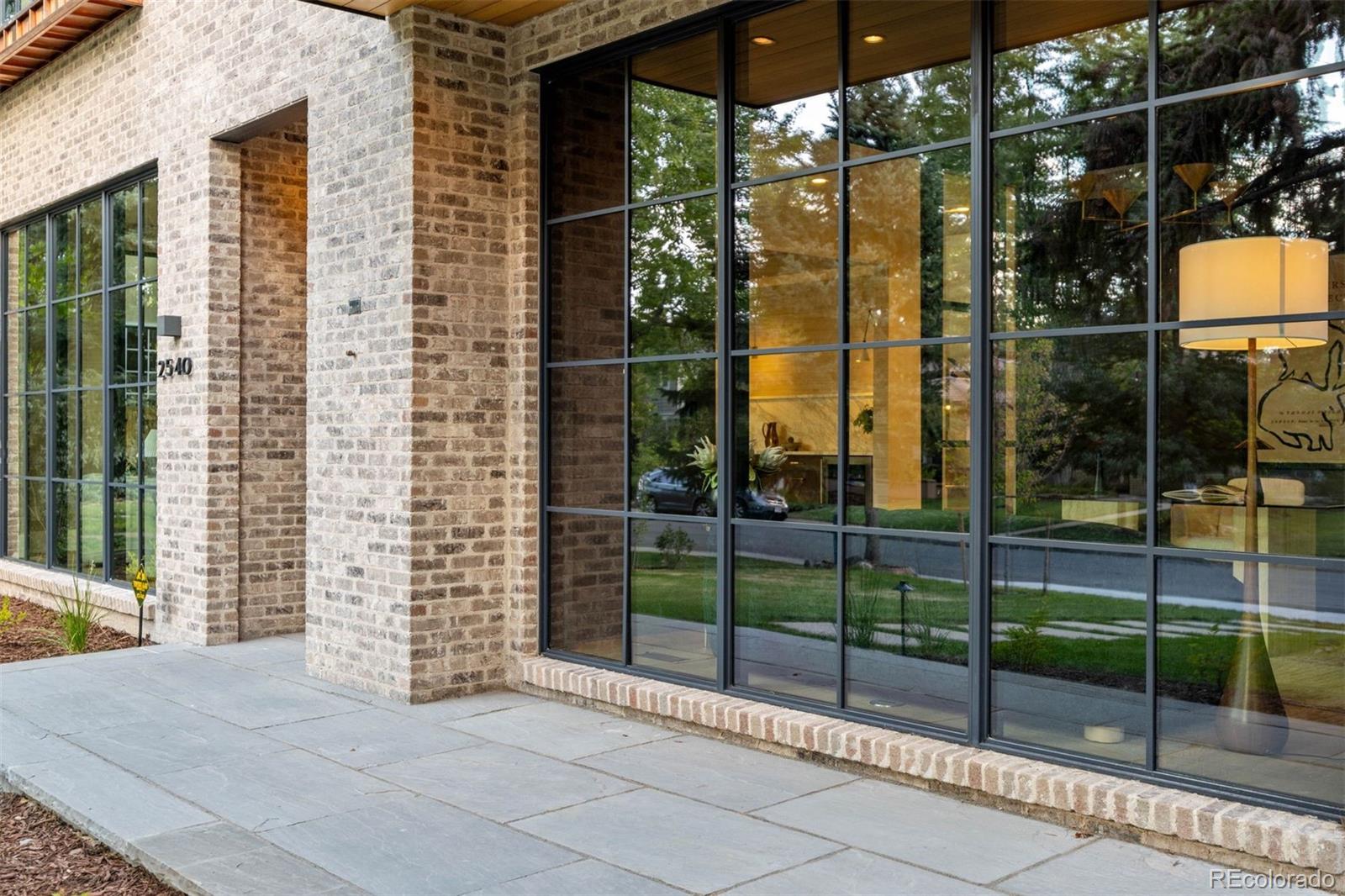 2540 S Fillmore Street