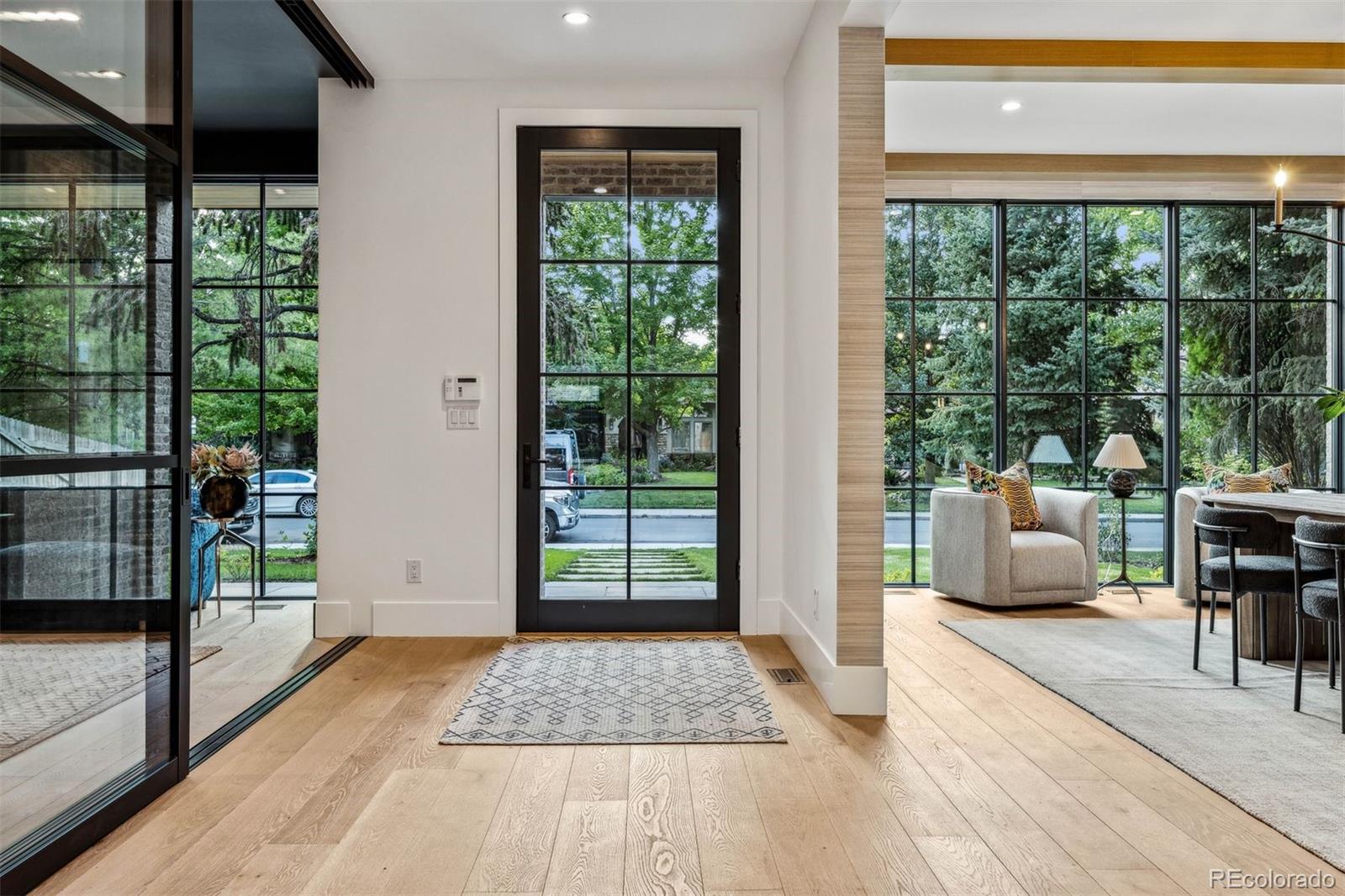 2540 S Fillmore Street