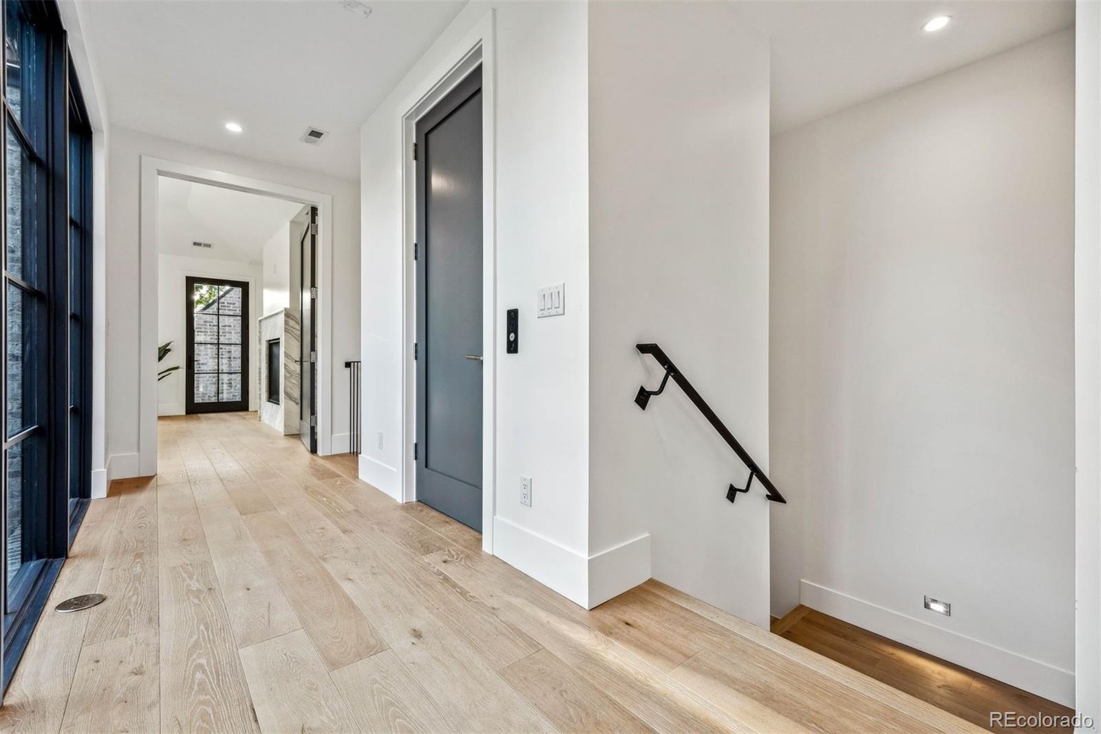 2540 S Fillmore Street