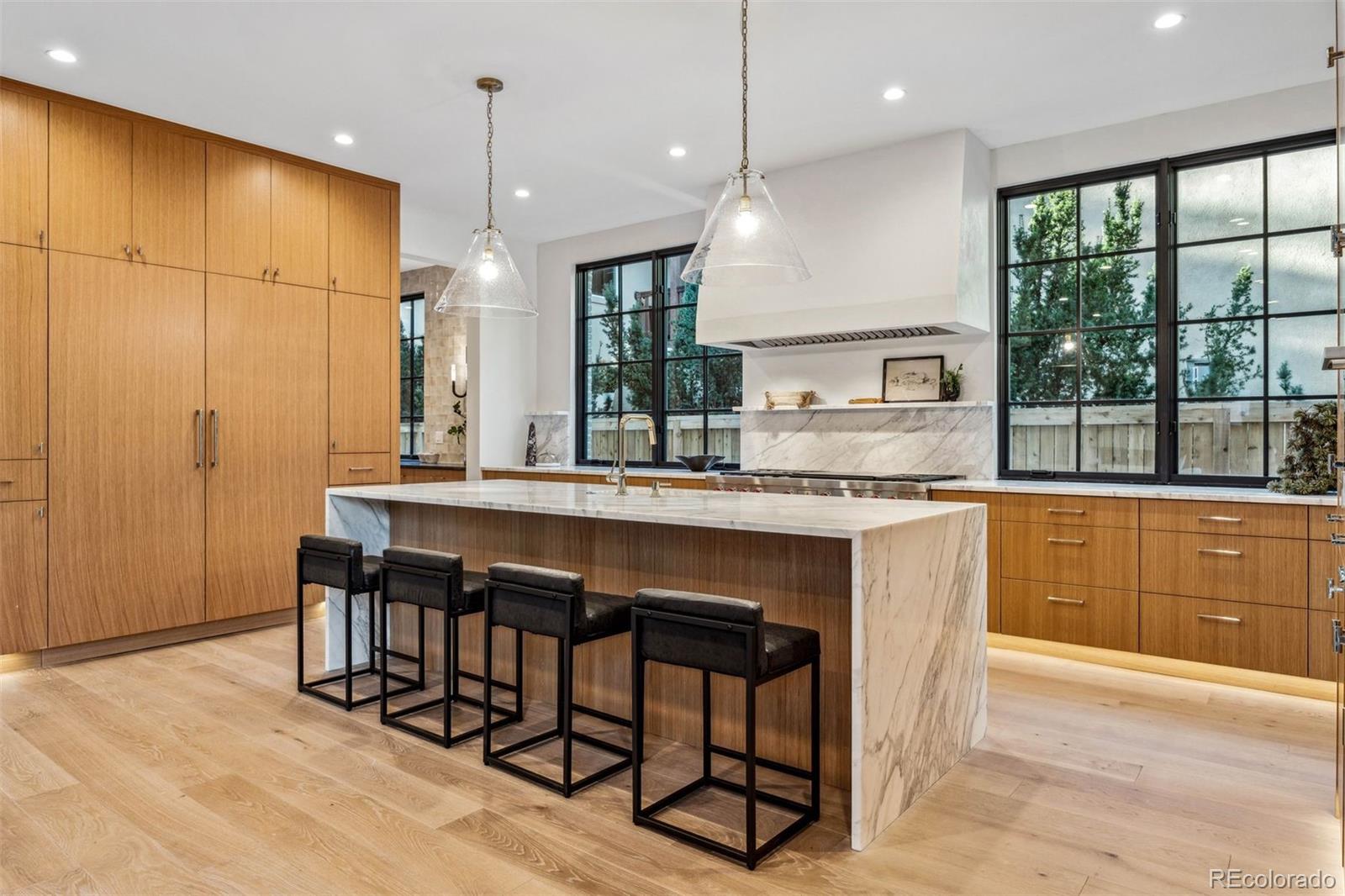 2540 S Fillmore Street