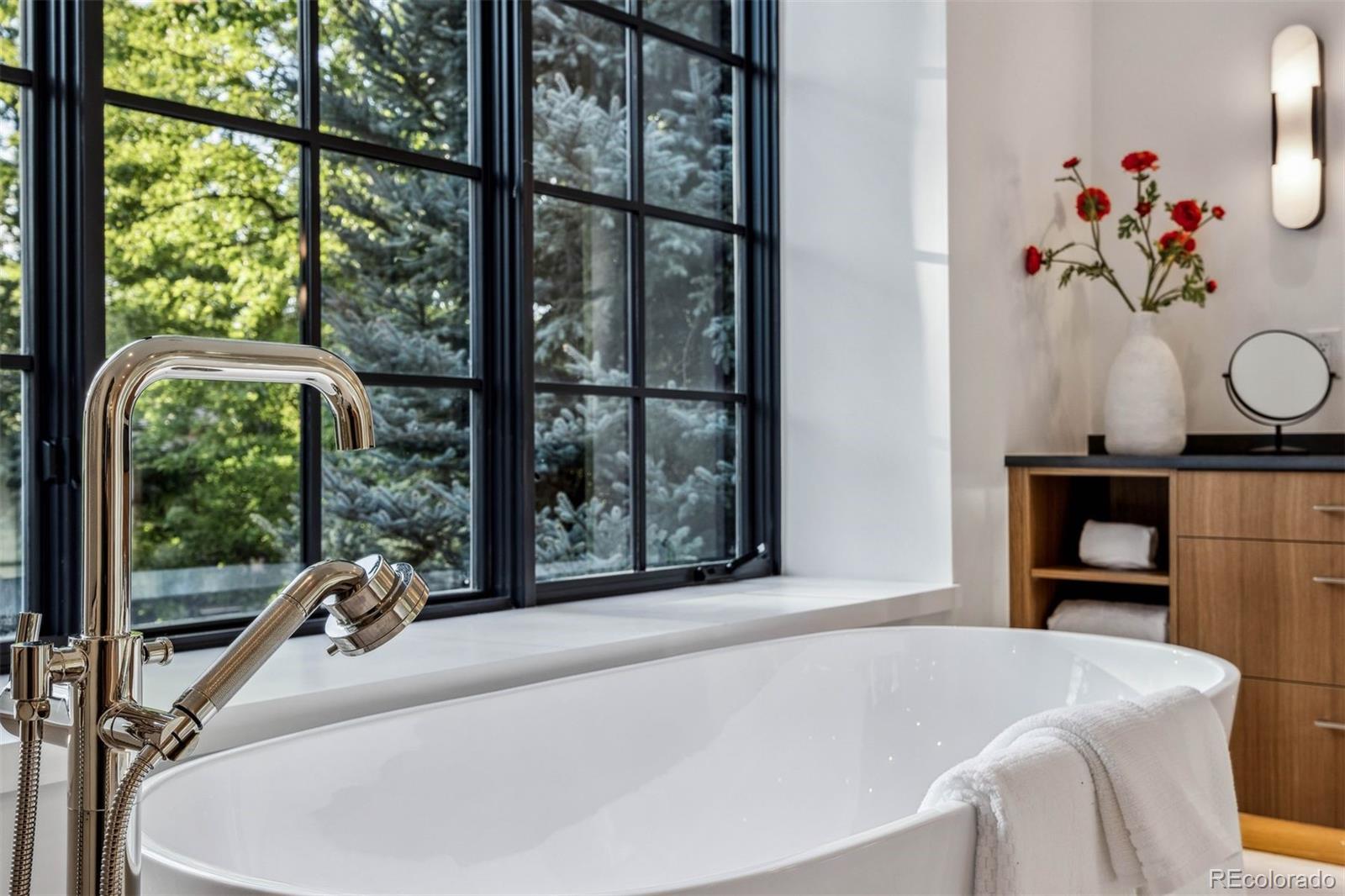 2540 S Fillmore Street