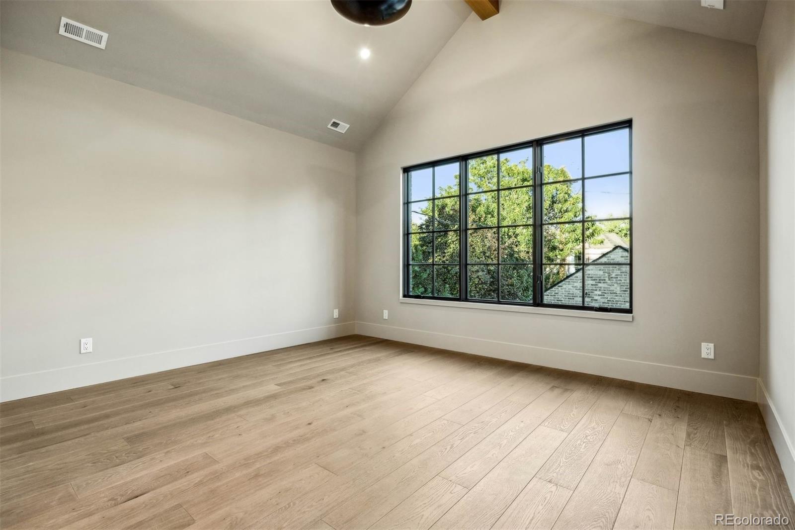 2540 S Fillmore Street