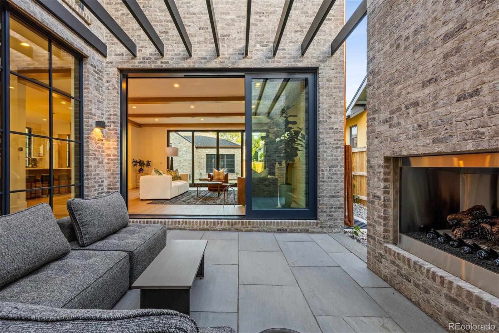 2540 S Fillmore Street