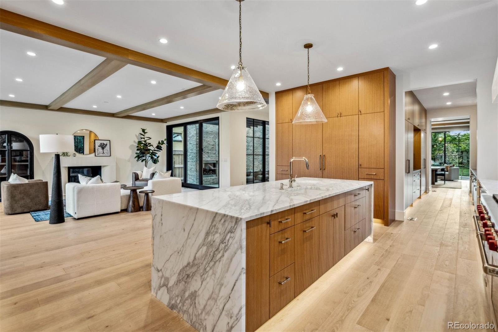 2540 S Fillmore Street