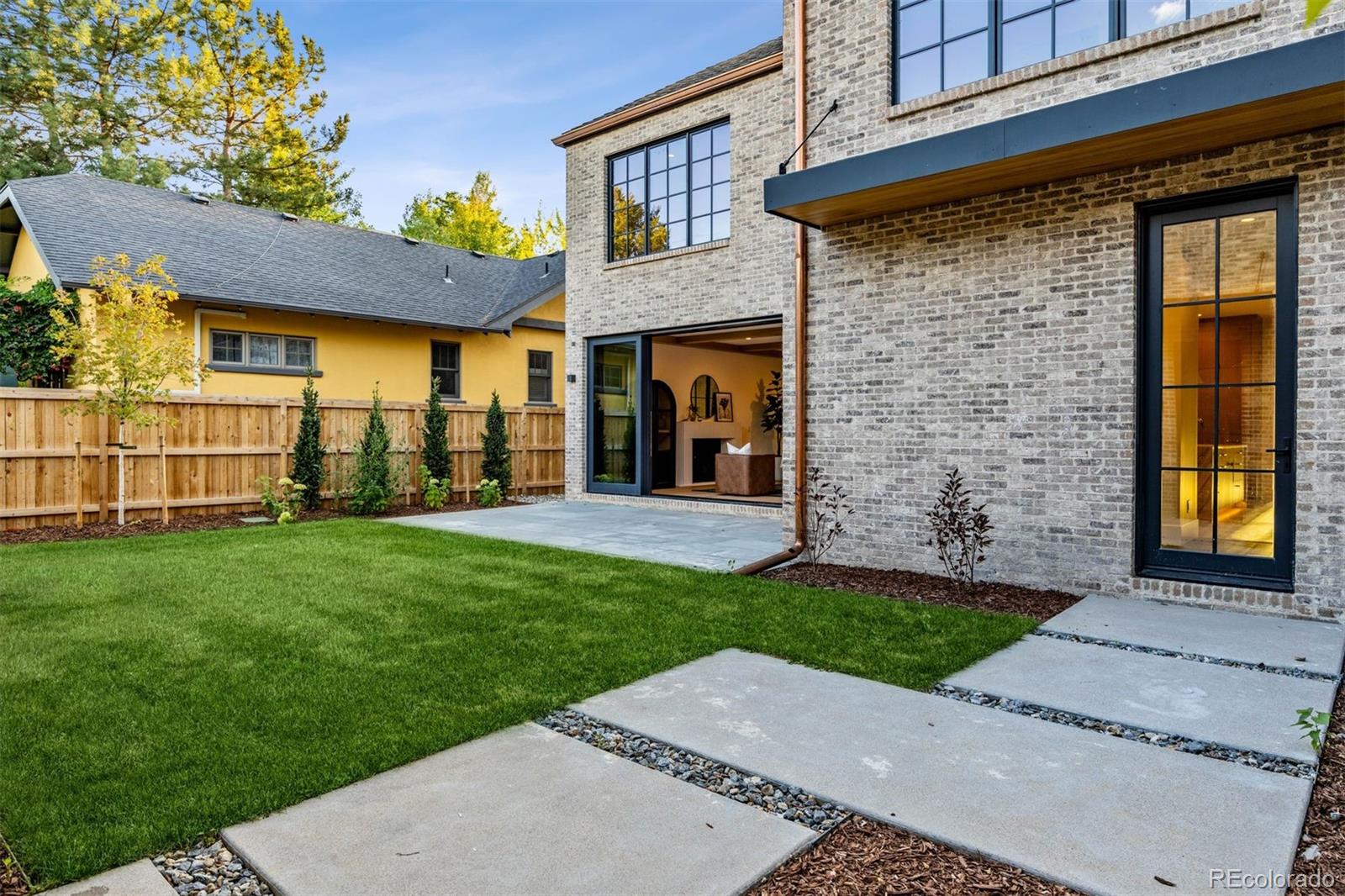 2540 S Fillmore Street